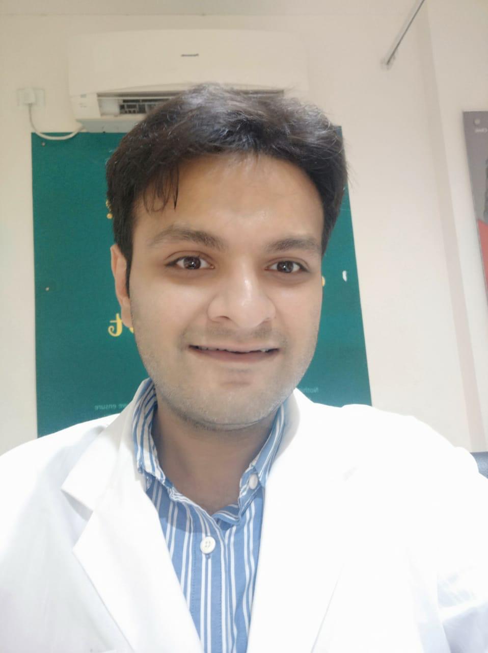 Dr. Naren Prakash Dermatology Fortis Memorial Research Institute, Gurugram
